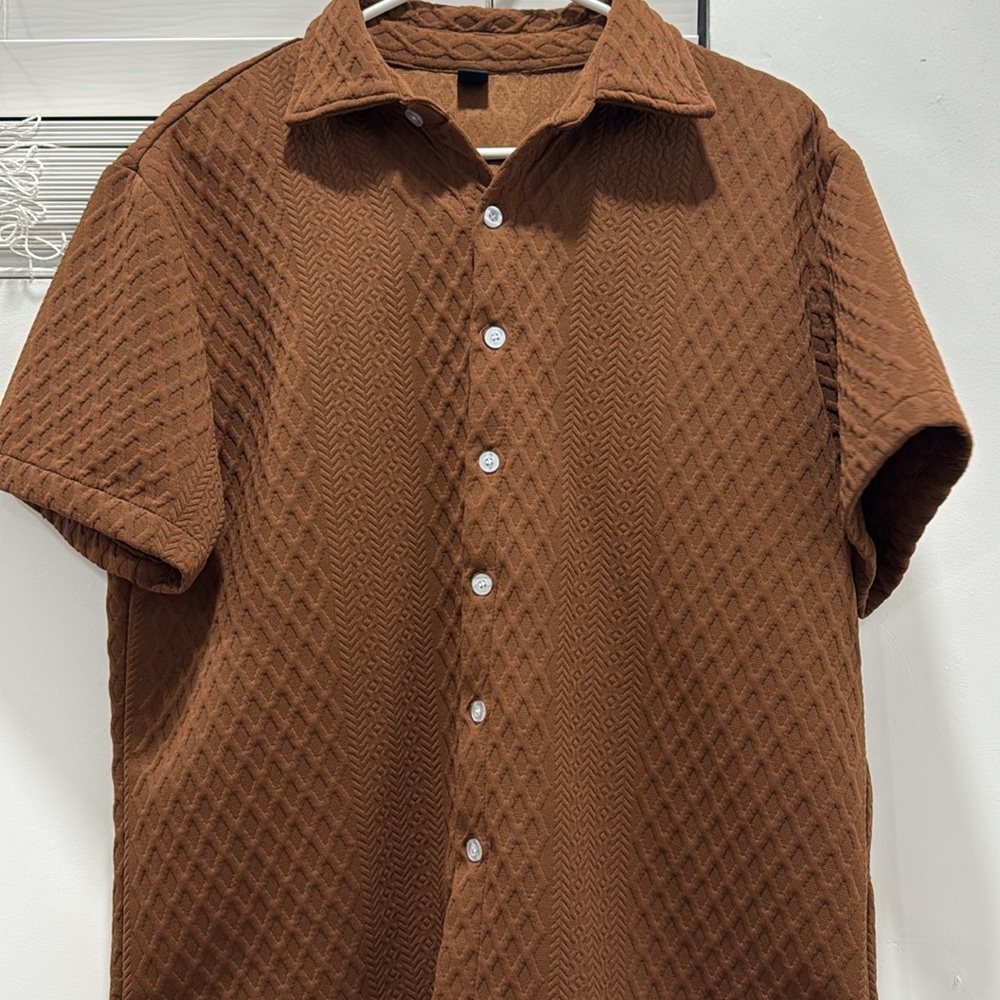 Manfinity Short Sleeve Button-Up - Picture 2 of 5